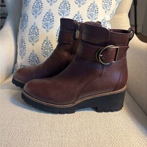 Blondo bootie wine leather 9.5